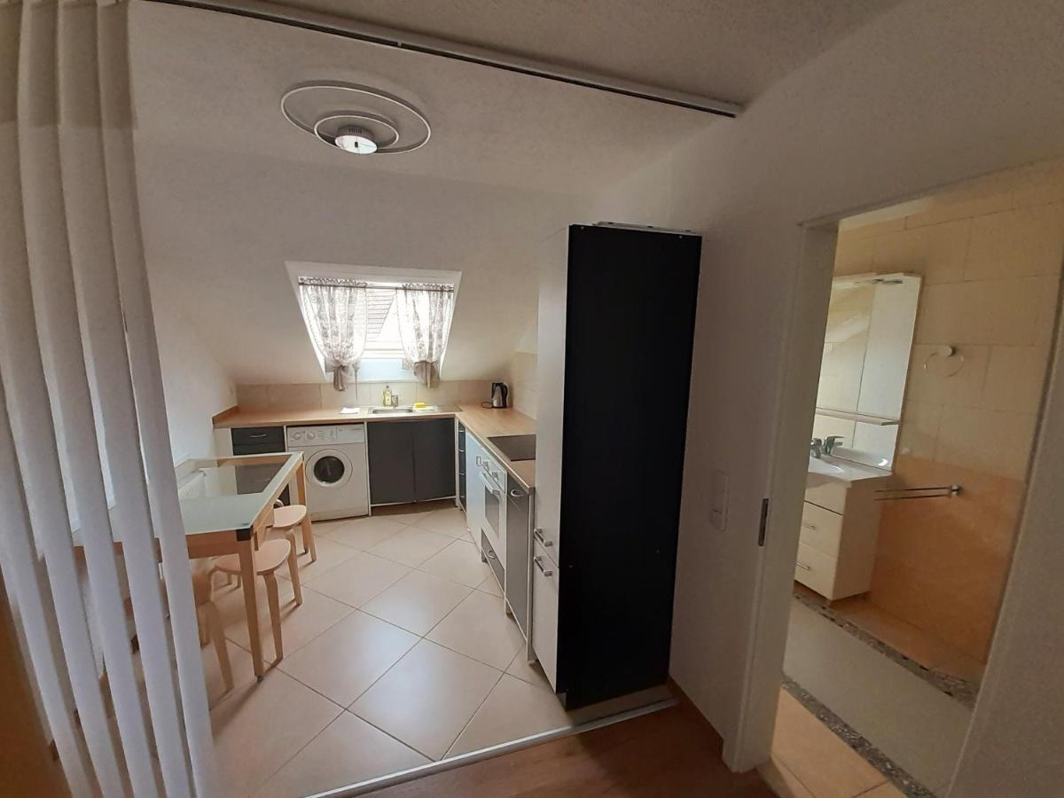 Apartment City Metzingen Ройтлінген Екстер'єр фото